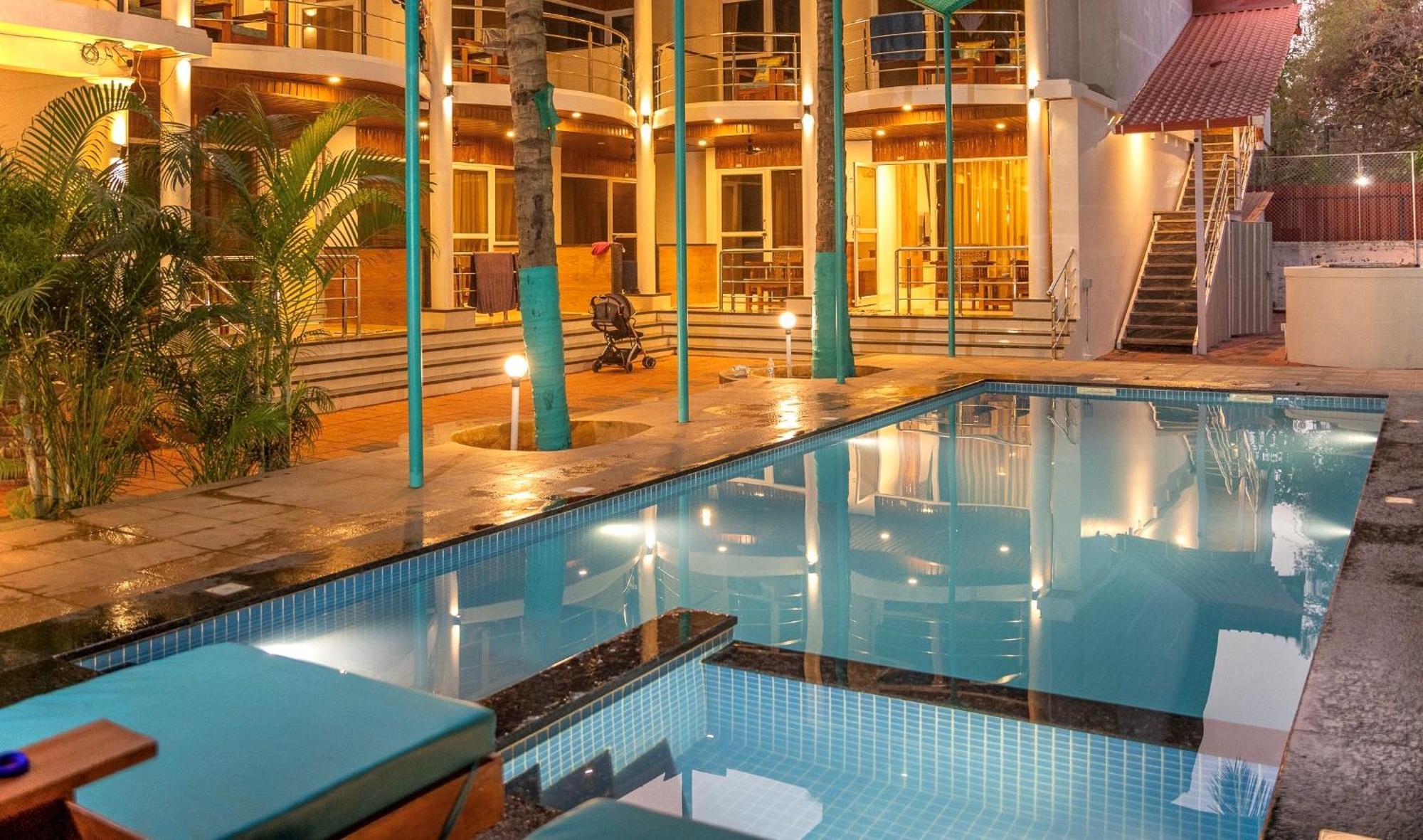 Crystall Goa Emerald Edition Патнэм Экстерьер фото